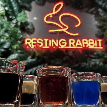Resting Rabbit Hostel Сикихор Экстерьер фото